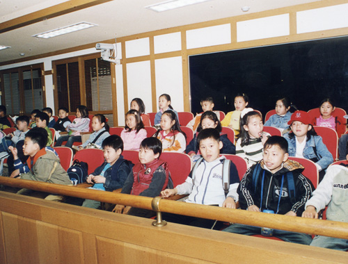 칠성초등학교 의회견학(2003.4.9)