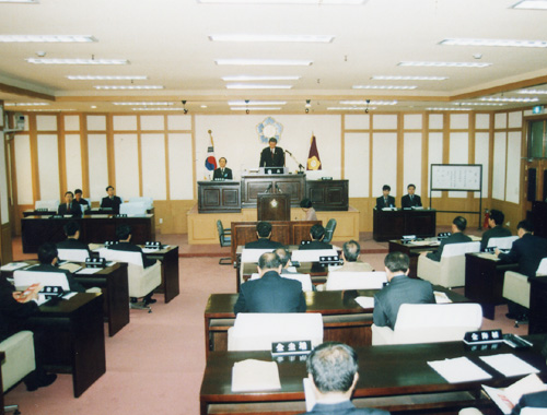 제110회 임시회(2002.11.12~18)