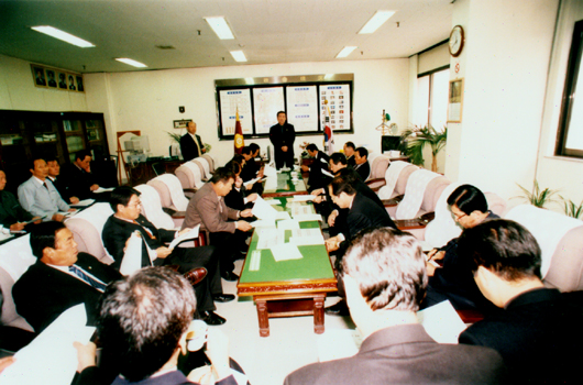 '11월 전의원 간담회' 게시글의 사진(1) 'ph_1105.jpg'