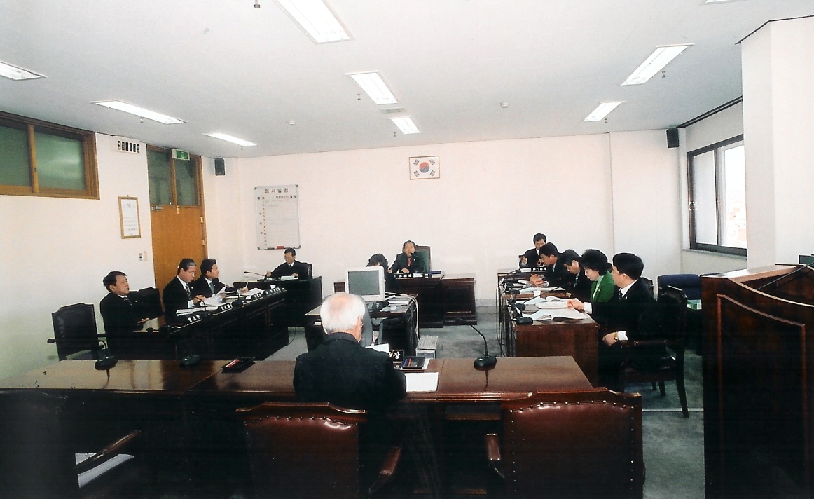 '2007년도 업무보고' 게시글의 사진(1) '의회운영위원회_회의장면_1.jpg'