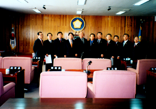 '내무위원회 홍천군의회 비교시찰' 게시글의 사진(1) 'ph_1031.jpg'
